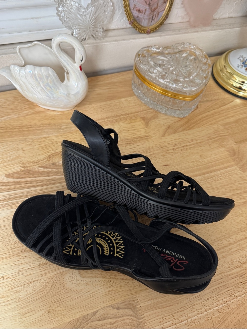 🖤 Skechers Black Strappy Platform Wedge Sandals – Size 8 🖤 - Picture 13 of 15